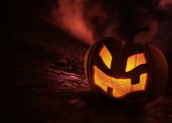 קיילי ג׳נר לבית קרדשיאן חוגגת את ליל כל הקדושים